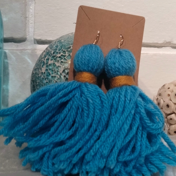 Handmade Yarn Earrings - Picture 1 of 3